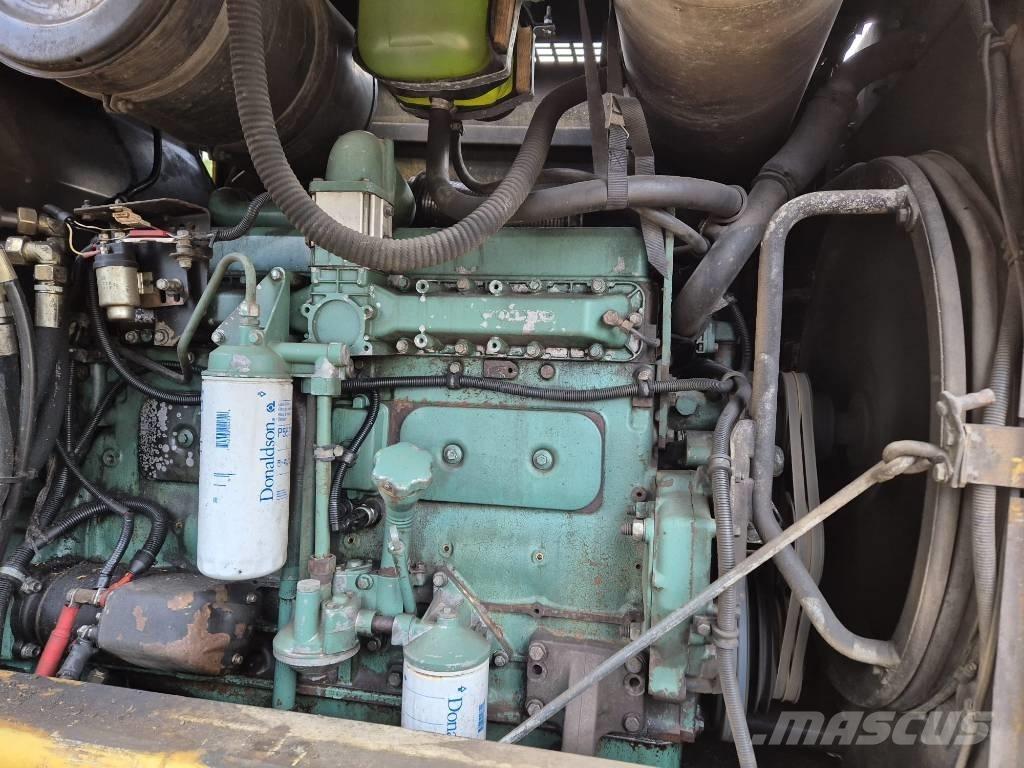 Volvo L 120 B Utovarivači na točkove