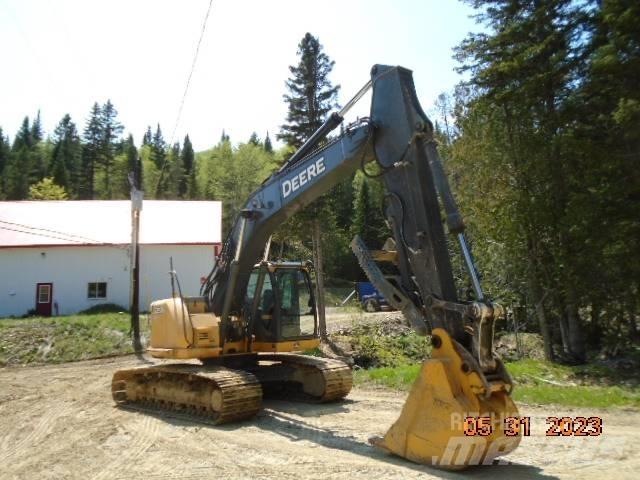 John Deere 225 DLC Bageri guseničari