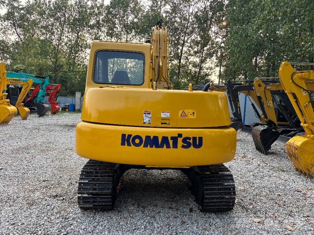 Komatsu PC 70 Mini bageri < 7t