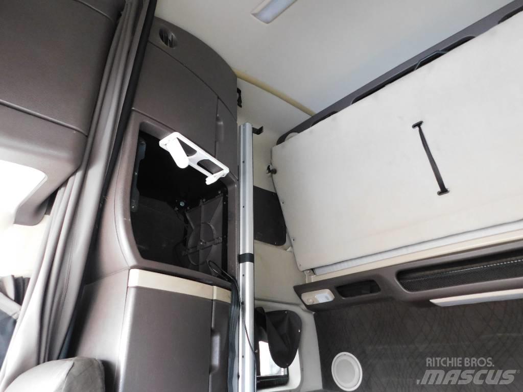 Volvo VNL Tegljači