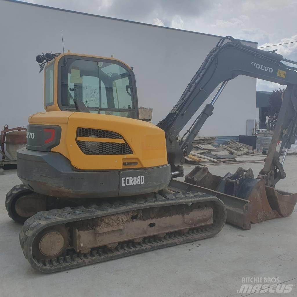 Volvo ECR 88 D Midi bageri 7t – 12t