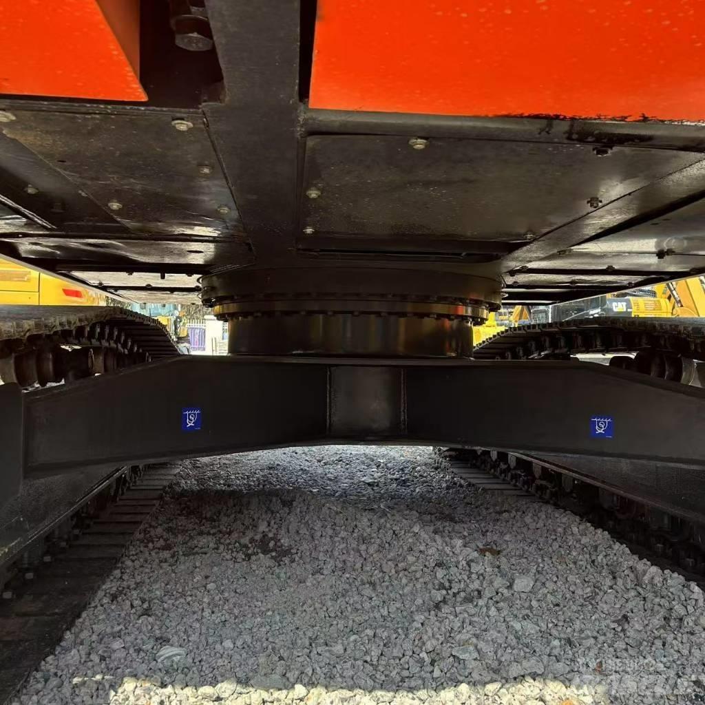 Doosan 225LC-9c Bageri guseničari