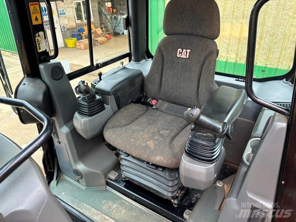 CAT D 6 K 2 LGP Buldožeri guseničari