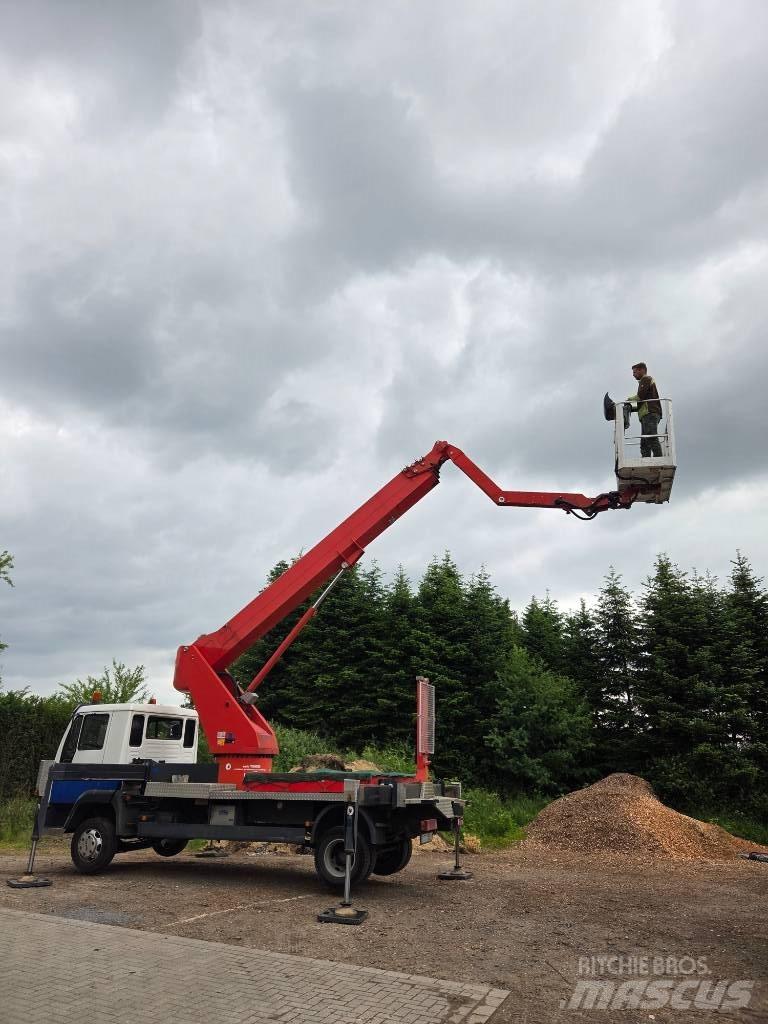 MAN LE 8.140 Auto korpe