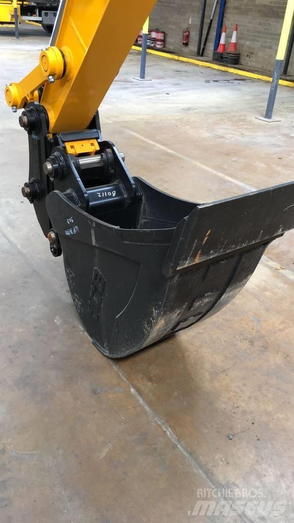 JCB 140X L SV Bageri guseničari