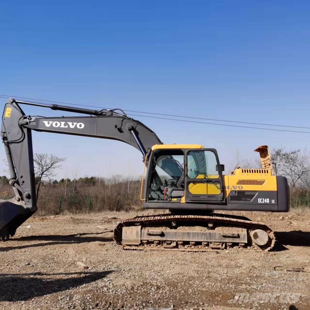 Volvo EC240 Bageri guseničari