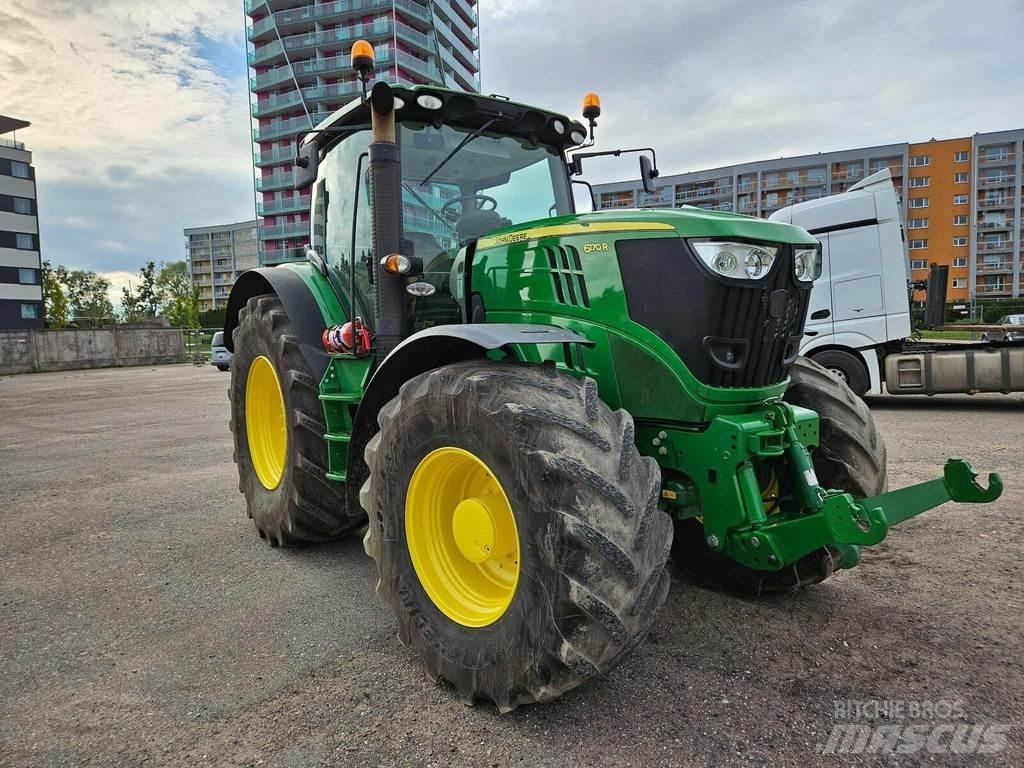 John Deere 6170R Traktori
