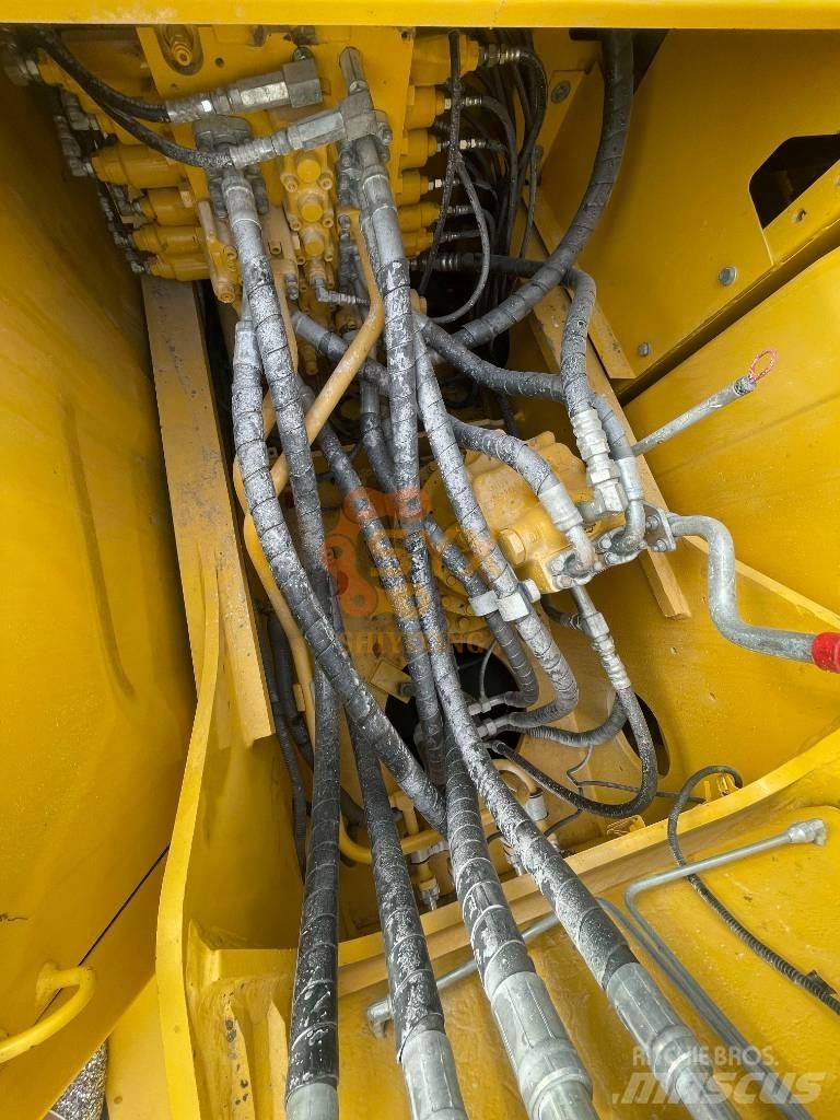 Komatsu PC 200-8 Bageri guseničari
