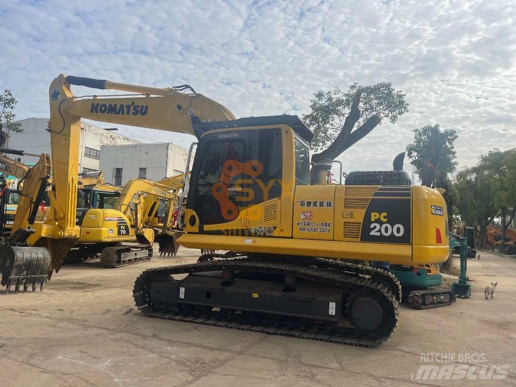Komatsu PC 200-8 Bageri guseničari