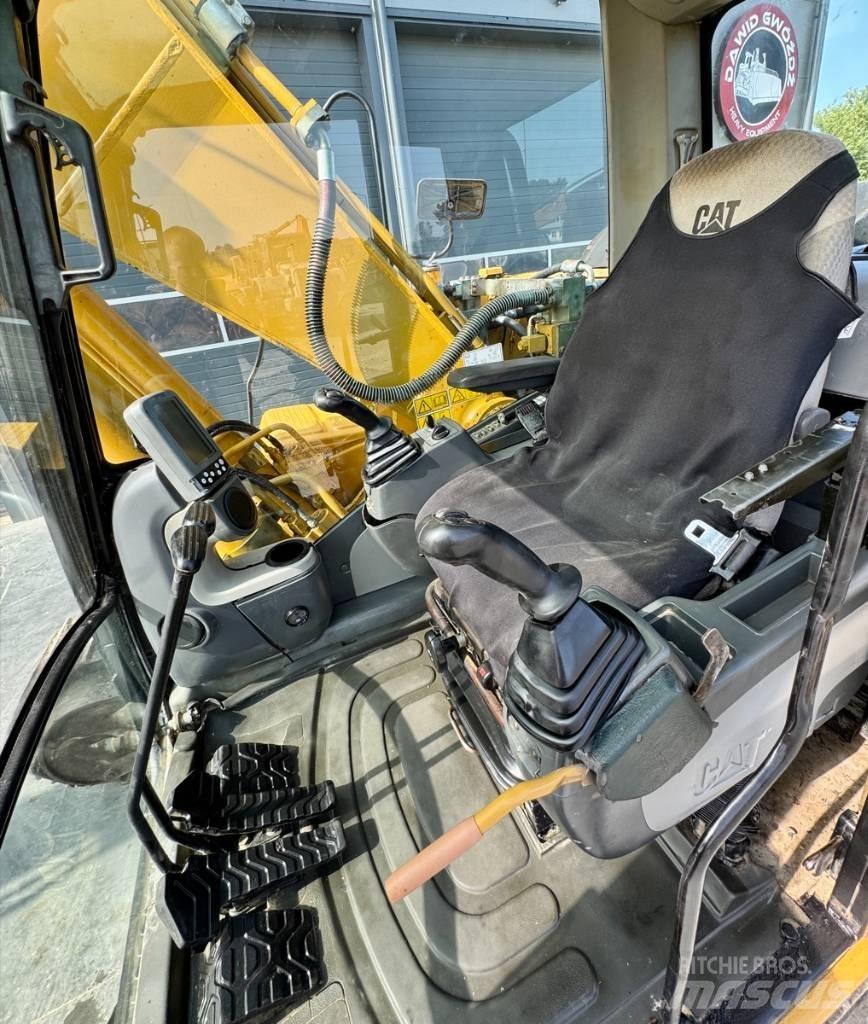 CAT 323 D L Bageri guseničari