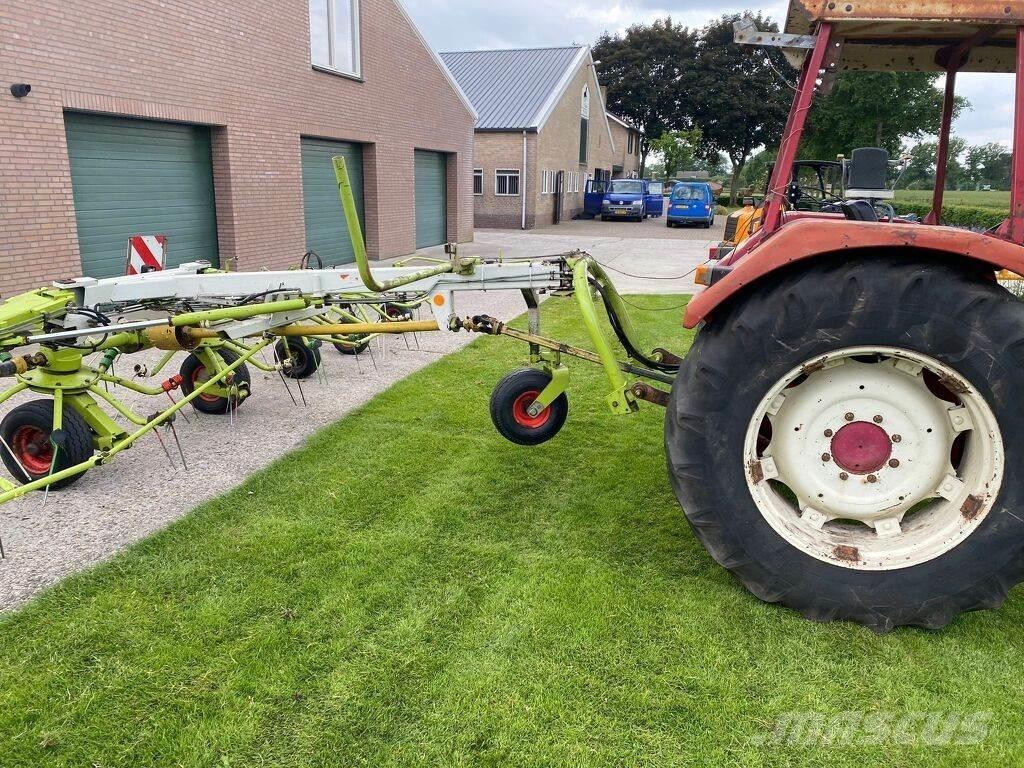 CLAAS volto 1050t Okretači i sakupljači sena