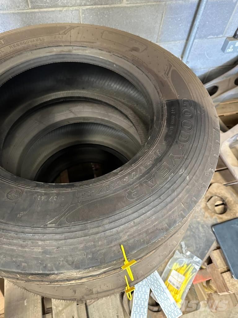 Goodyear 245/70R17 Gume, točkovi i felne