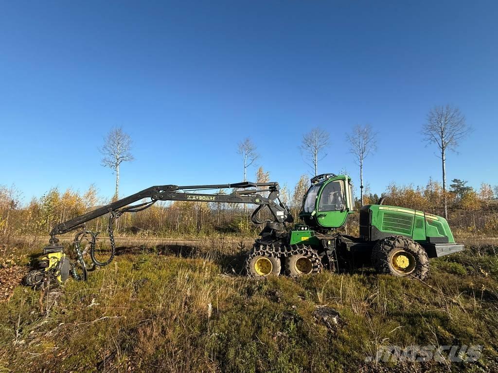 John Deere 1070 E Harversteri