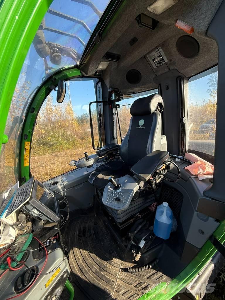 John Deere 1070 E Harversteri