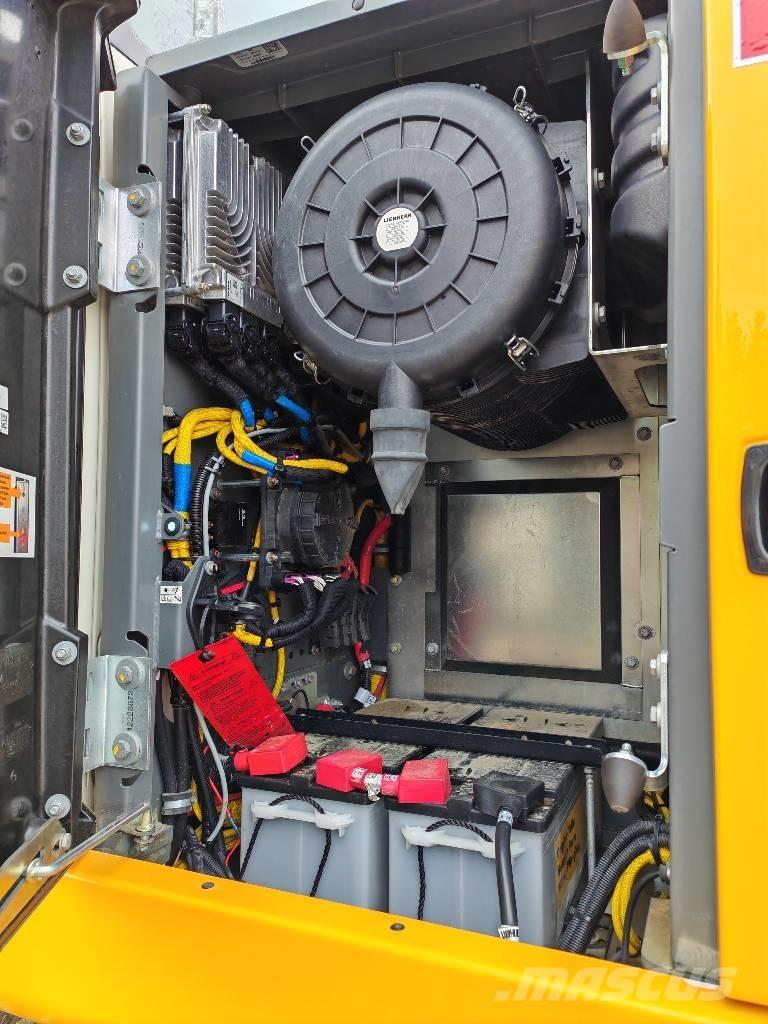 Liebherr R 926 G8 Bageri guseničari