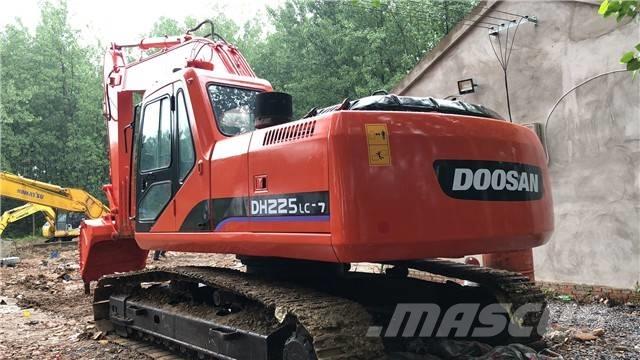 Doosan DH225LC-7 Bageri guseničari