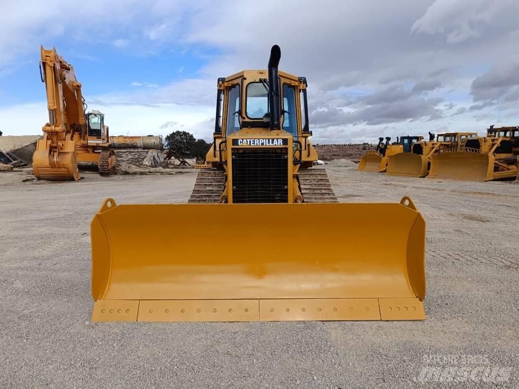 CAT D5H Buldožeri guseničari