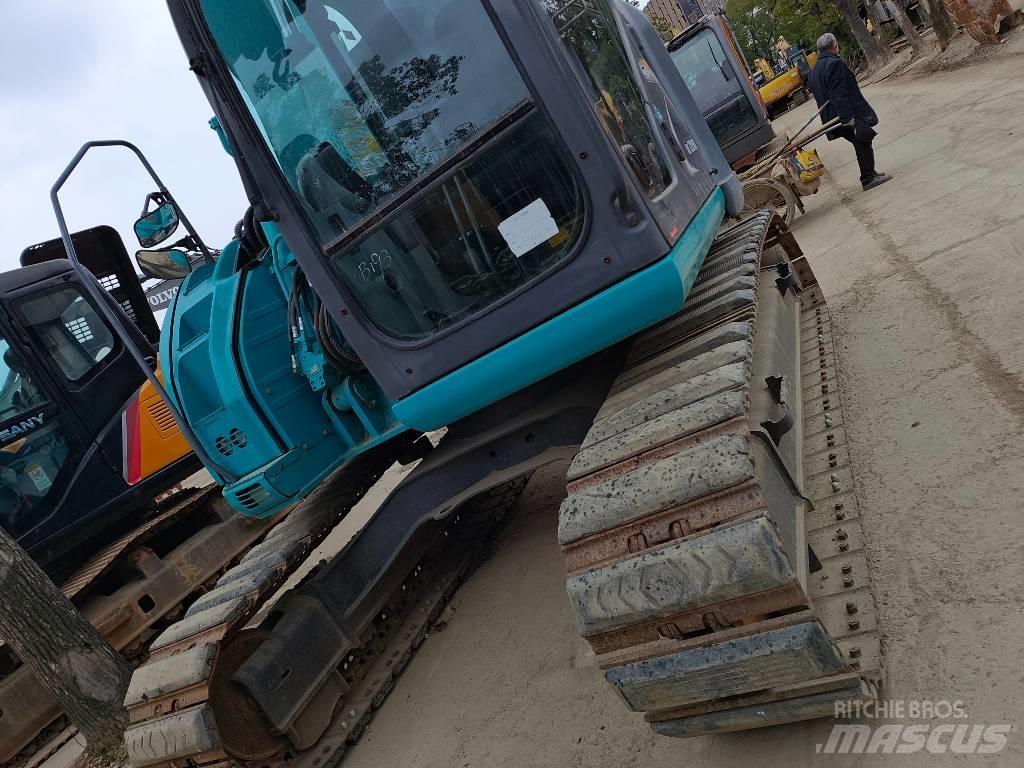 Kobelco SK 135 SR Bageri guseničari
