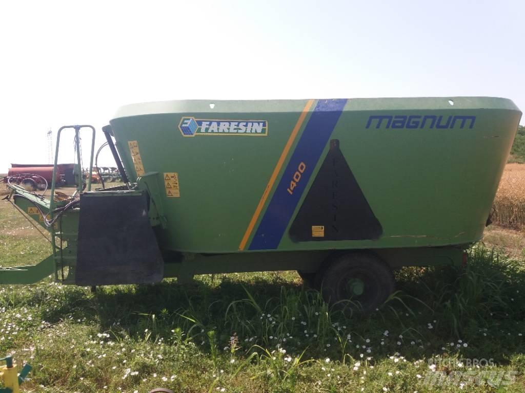 Faresin TMR-V-D 1400 Mešaona stočne hrane