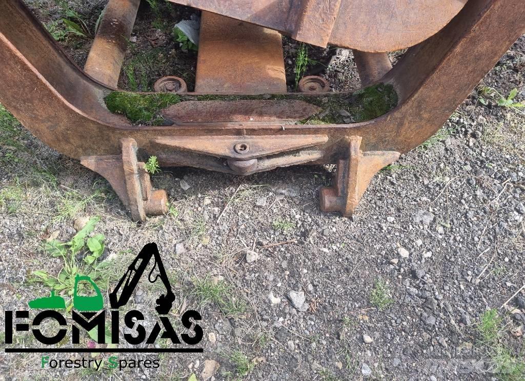 Valmet 840.2 Bunks Kranovi za debla