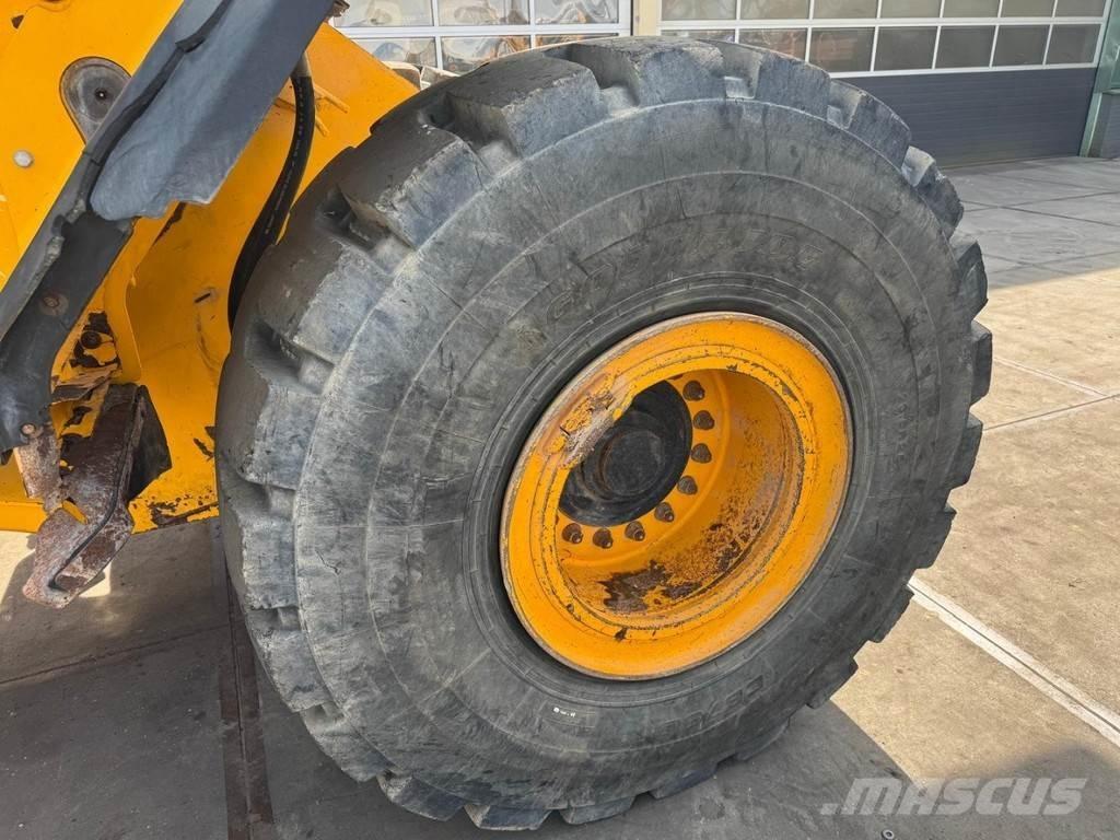 JCB 457 Utovarivači na točkove