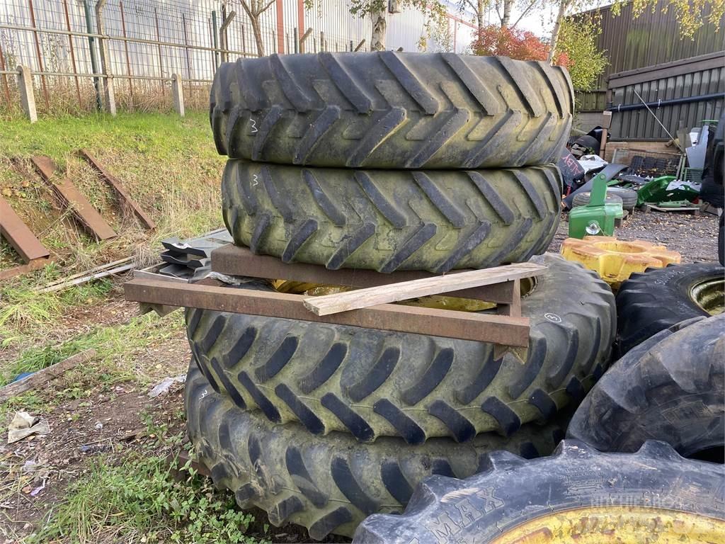  380/105R50 Gume, točkovi i felne