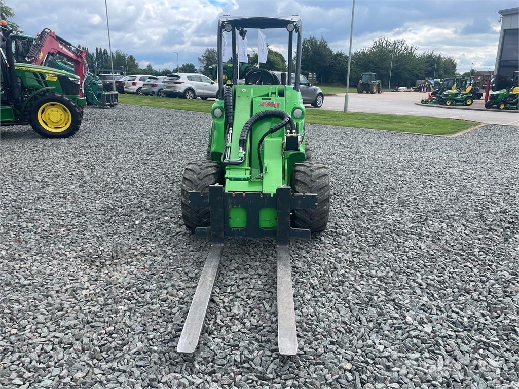 Avant 755I Utovarivači na točkove