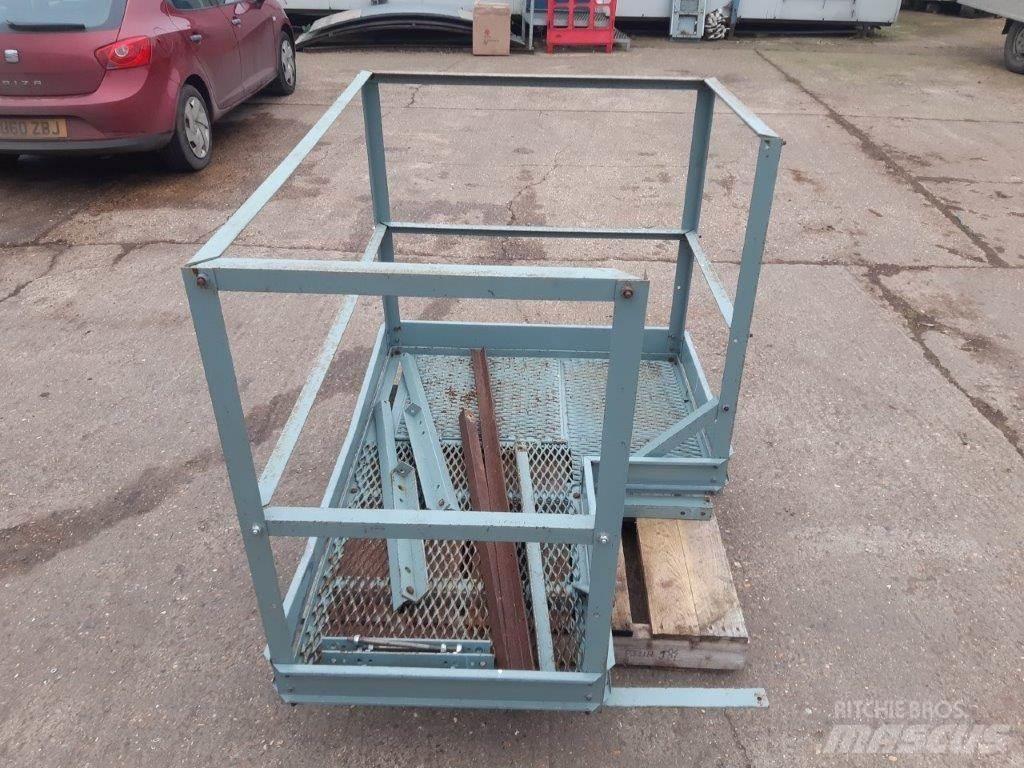  Carier ACCESS Ostali kranovi i platforme