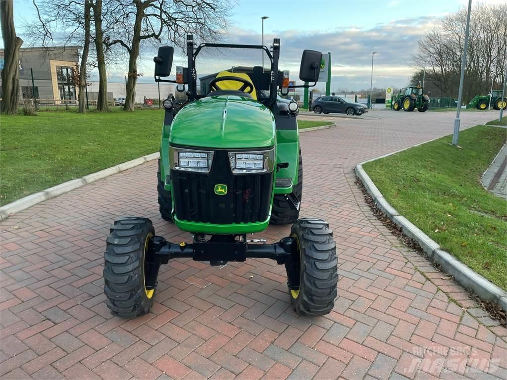 John Deere 2038R Manji traktori