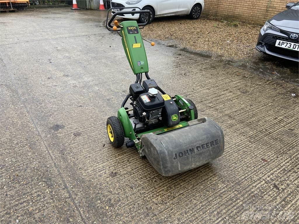 John Deere 220C Ostale poljoprivredne mašine