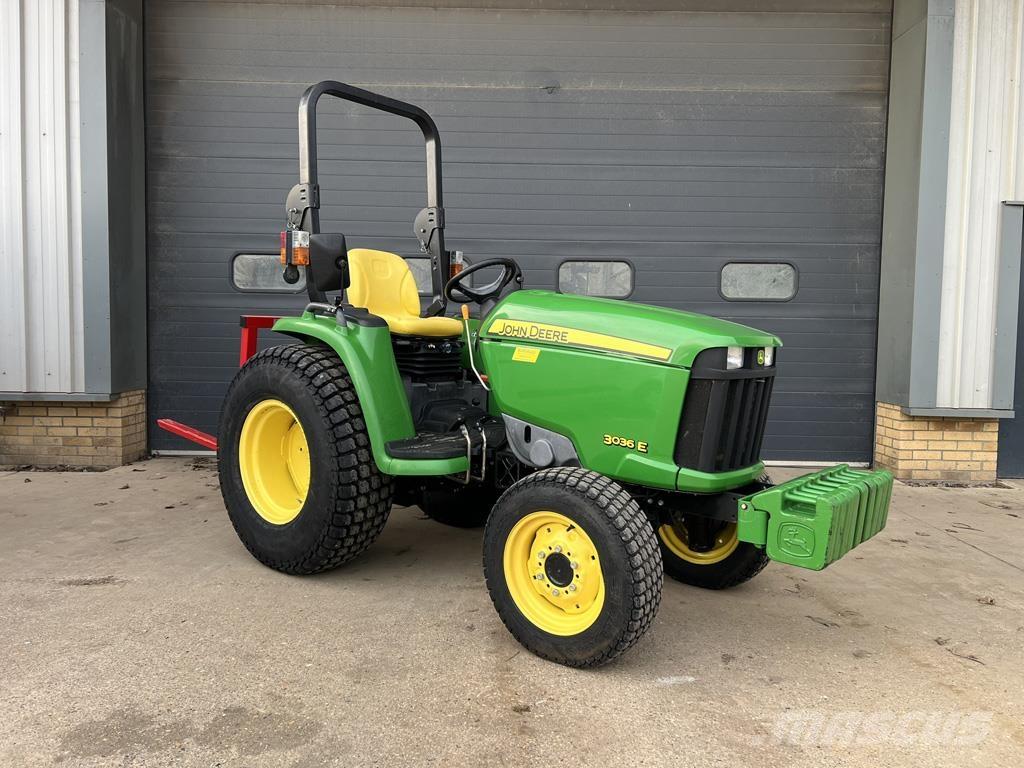 John Deere 3036E Manji traktori