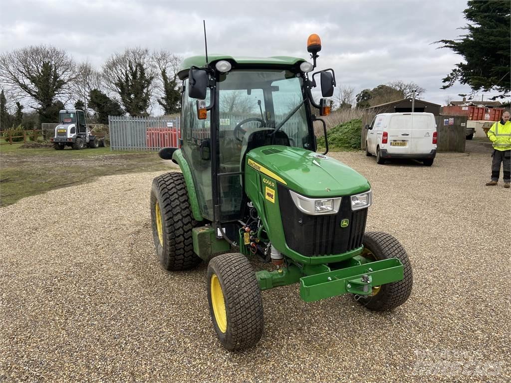 John Deere 4066R Manji traktori