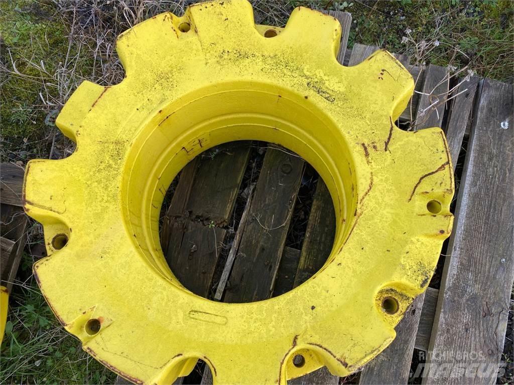 John Deere 600KG Gume, točkovi i felne