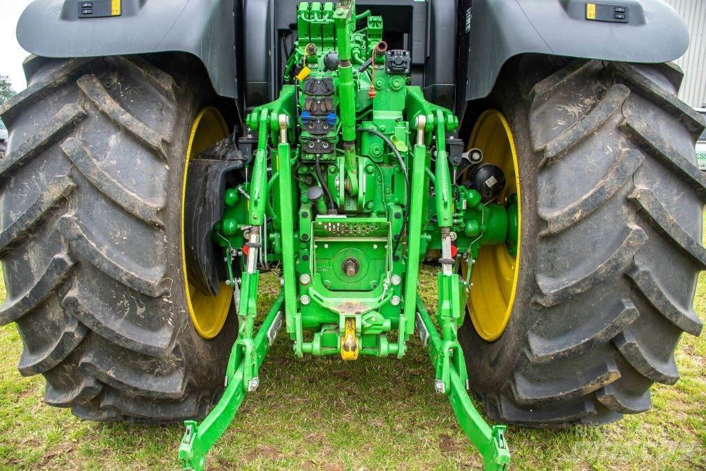 John Deere 6R155 Traktori