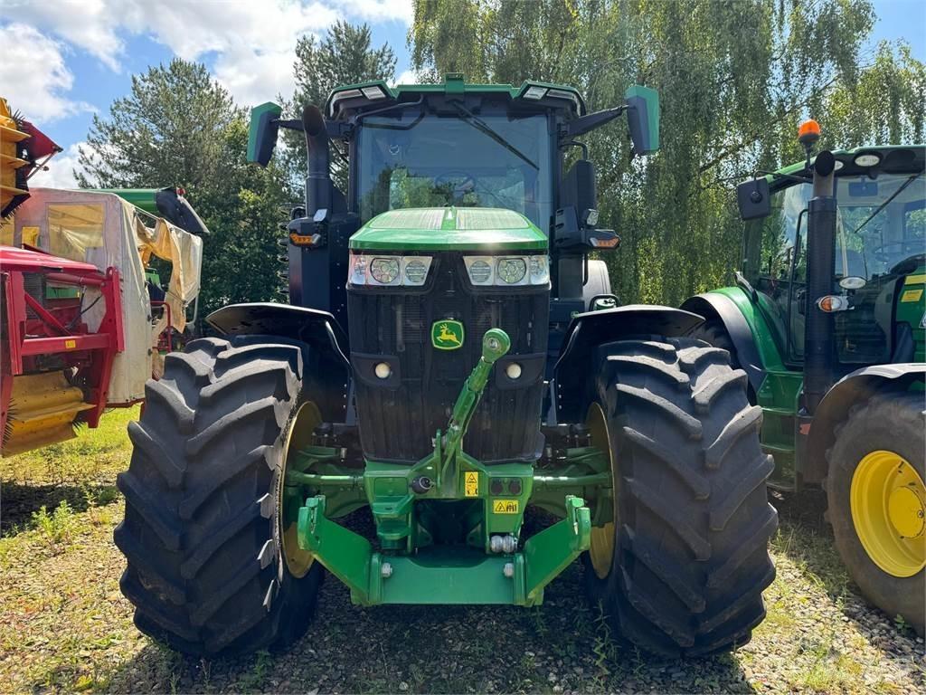 John Deere 7R330 Traktori