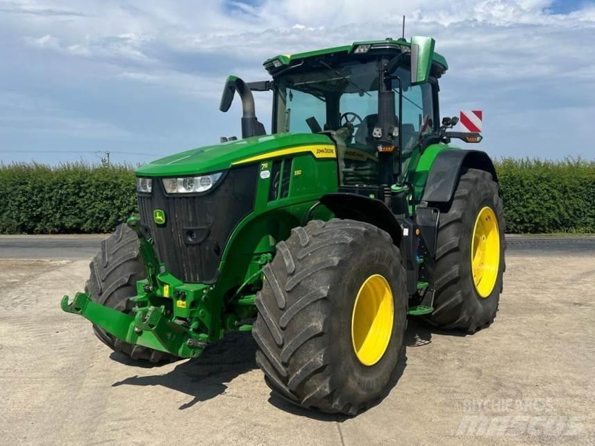 John Deere 7R330 Traktori