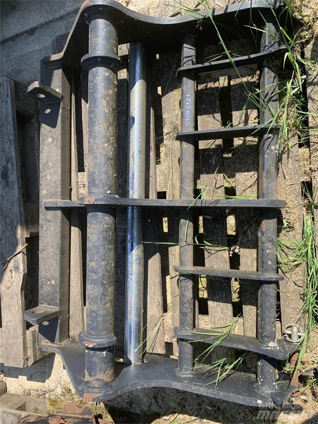 Manitou HEADSTOCK Poljoprivredni teleskopski utovarivači