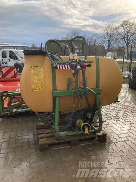 Amazone US604T Vučene prskalice