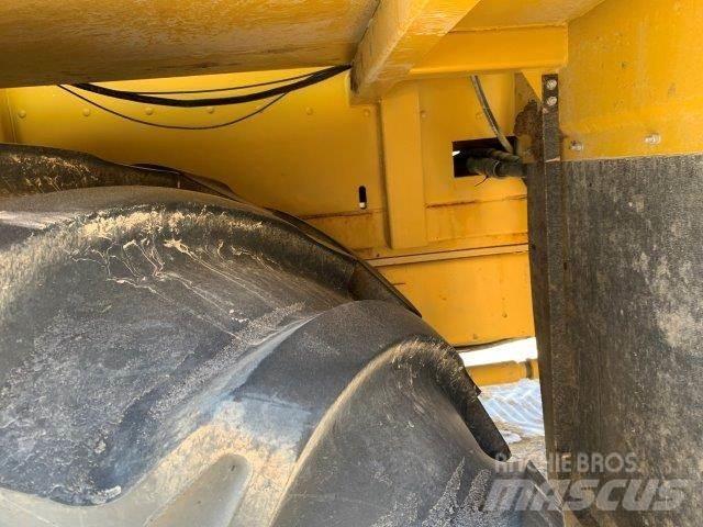  Ag 8104 Rasturači mineralnog đubriva