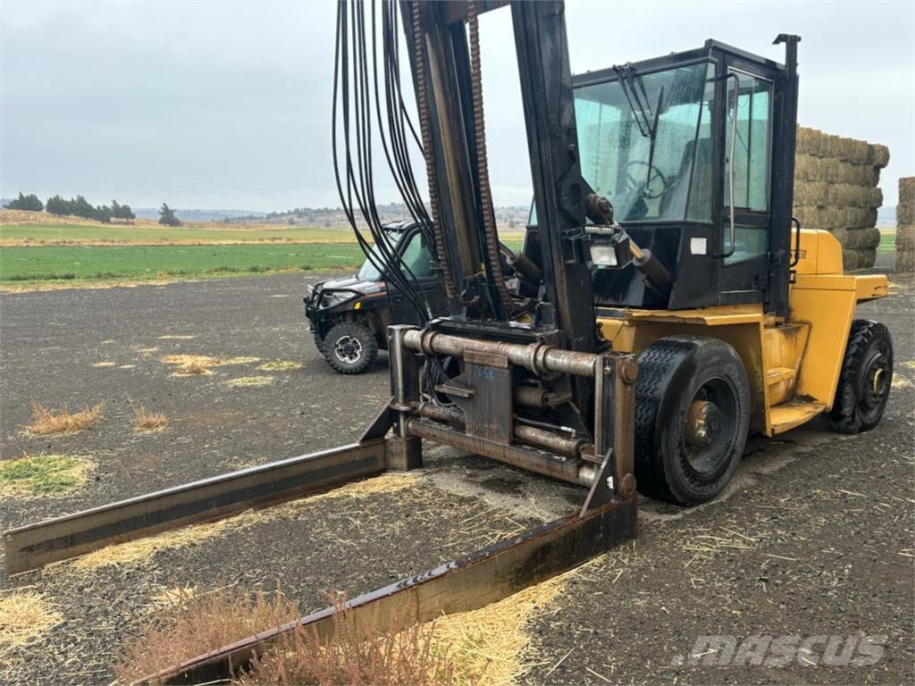 Hyster H210XL Pritege za bale