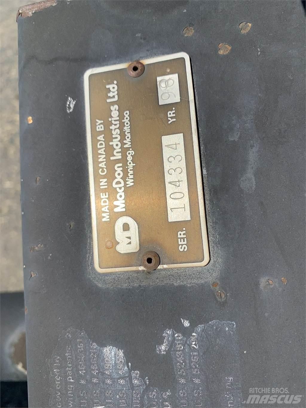 MacDon 942 14' Sakupljači
