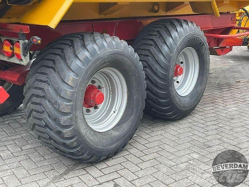 Fendt 716 Traktori