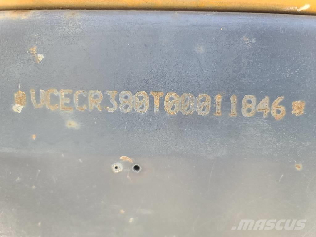 Volvo ECR 38 Mini bageri < 7t