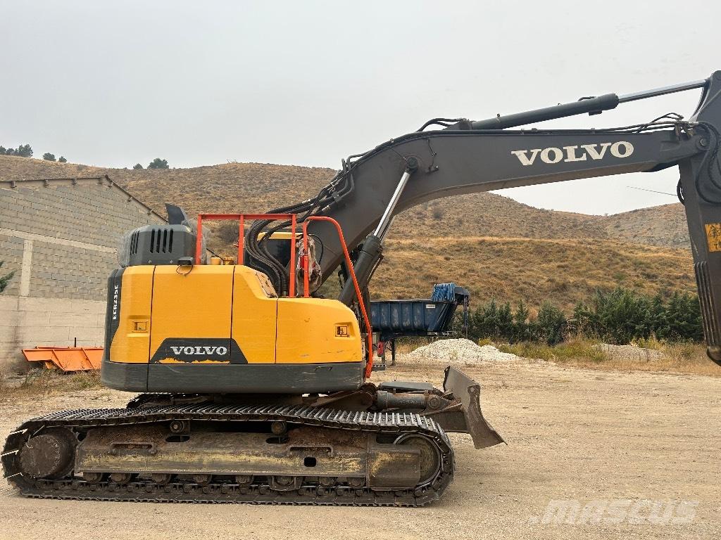 Volvo ECR 235 E Bageri guseničari