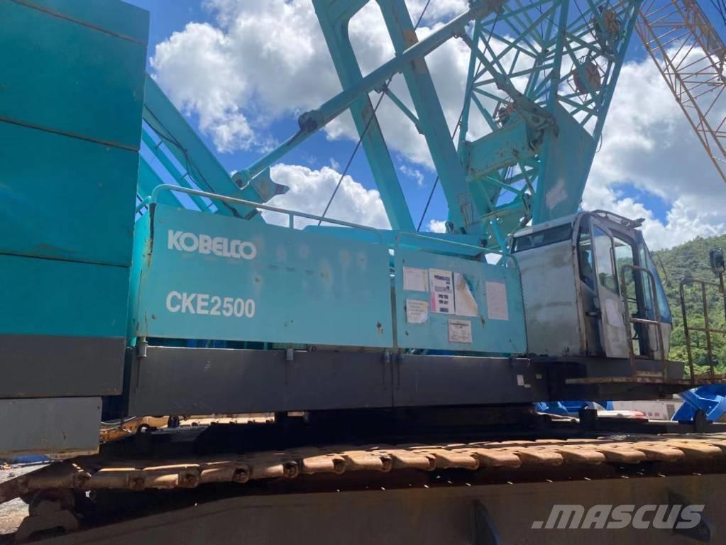 Kobelco CKE 2500 Derik kranovi