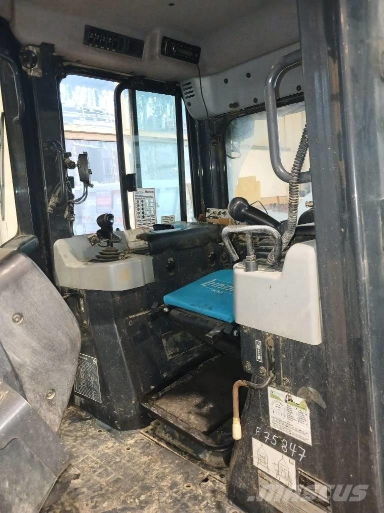 Komatsu D 51 PX-22 Buldožeri guseničari