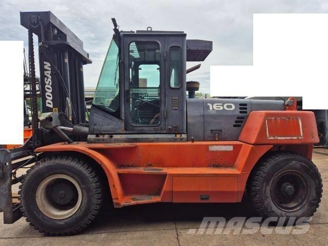 Doosan D 160 S-5 Dizelski viljuškari
