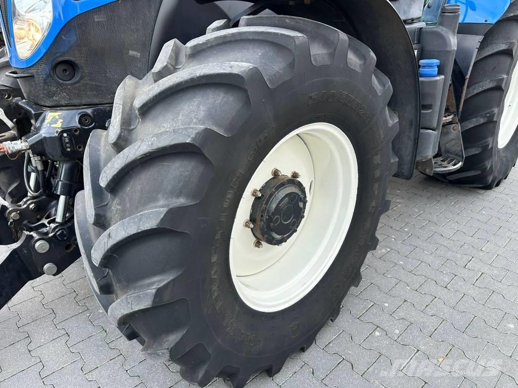New Holland T 7.185 Traktori