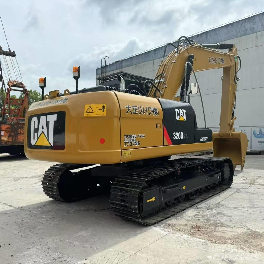 CAT 320D2L Midi bageri 7t – 12t