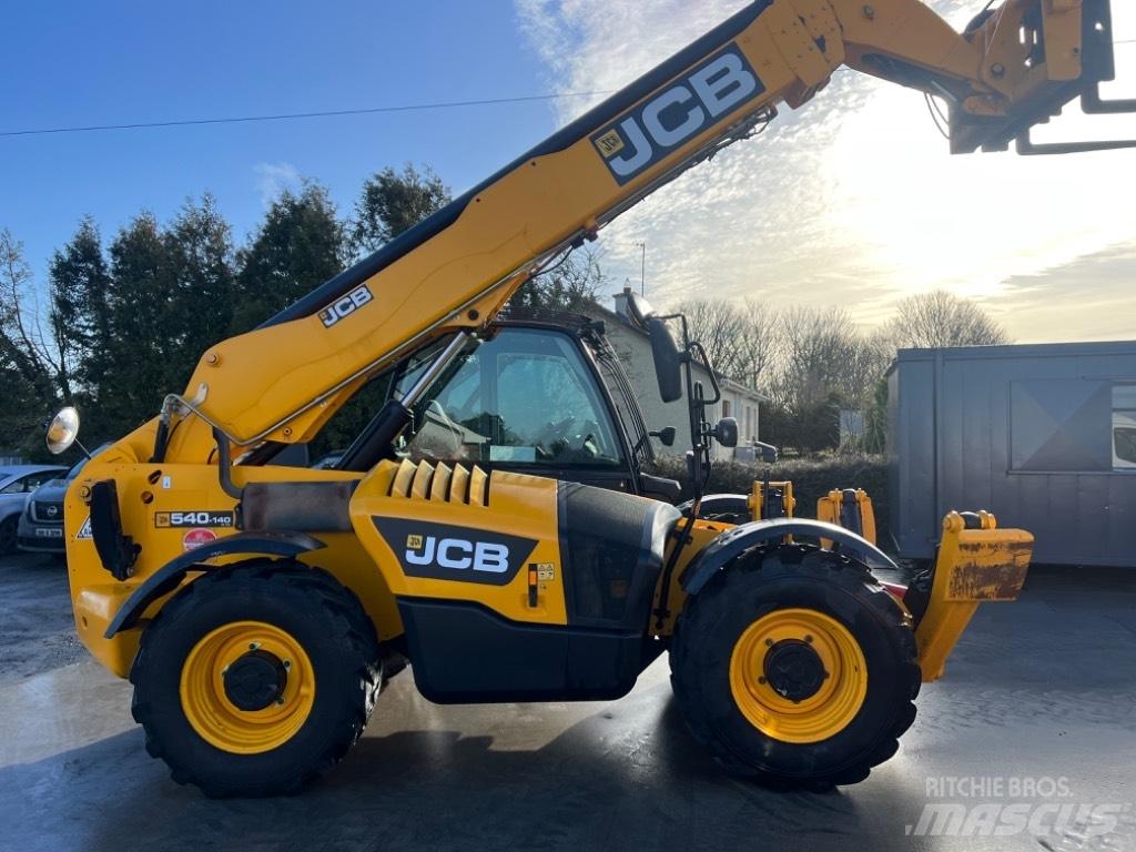 JCB 540-140 Hi Viz Teleskopski viljuškari